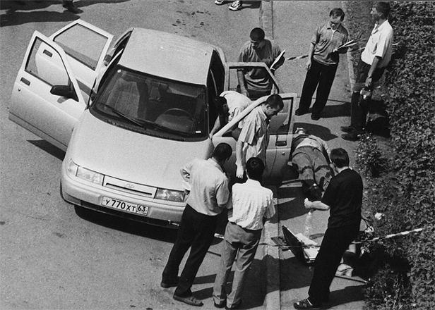 В начале 90-х кровавые разборки на улицах Тольятти стали обыденным явлением
