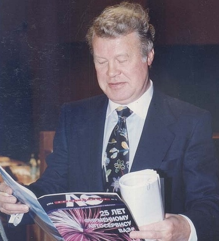  В. Каданников открыл «Лада-Сервис», 1993 год