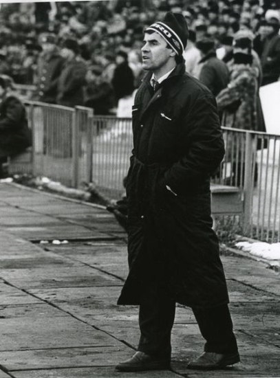 Владимир Евсюков руководит "Ладой" в сезоне 1993