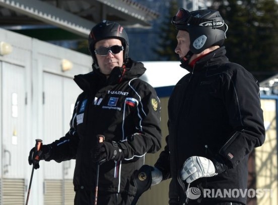 Путин и Медведев на горнолыжной трассе в Сочи
