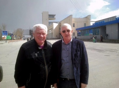 Сергей Михалев и Борис Михайлов в аэропорту "Курумоч"