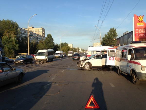 Пять человек пострадали в ДТП на Приморском бульваре, Тольятти