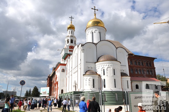 Храм Православного института в Тольятти открылся 6 сентября