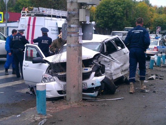 Последствия дорожной трагедии на ул. Г. Димитрова в Самаре