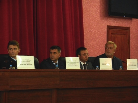 Второй слева - мэр Тольятти Сергей Андреев