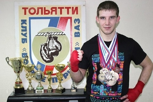 Александр Дмитренко (фото: СК "Боевые перчатки")