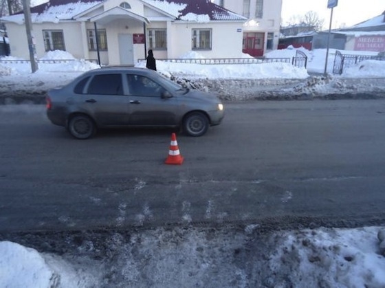 "Форд" сбил мальчика на улице Комсомольская, Тольятти