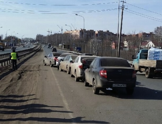 ДТП-домино на въезде в Самару у поселка Мехзавод, 3 апреля