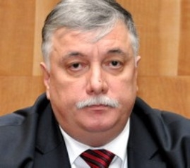 Владимир Татауров