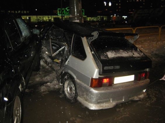 Столкновение легковушек на улице Мира в Тольятти, 26 ноября