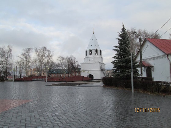 С территории Сызранского кремля украдены фонари