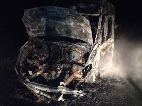 Микроавтобус сгорел недалеко от Тольятти