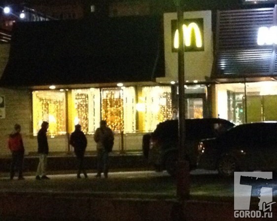 Макдональдс в Тольятти эвакуировали из-за грозы взрыва