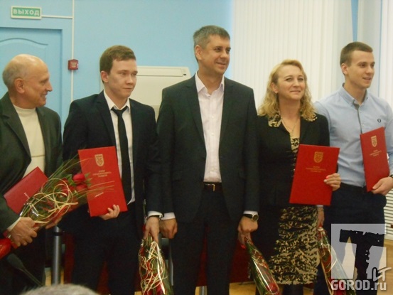В мэрии Тольятти чествовали батутистов - чемпионов мира