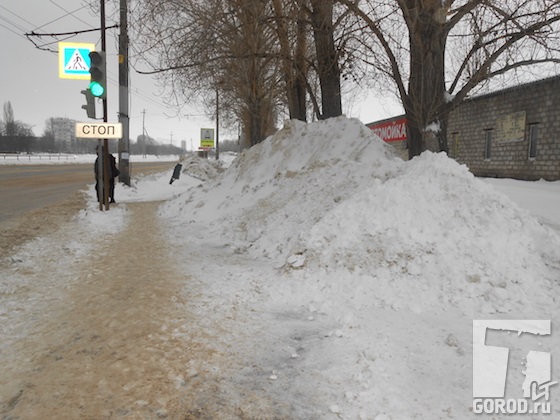 Снежные валы в Тольятти останутся неубранными...