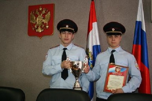 Роман Леречнев (справа)
