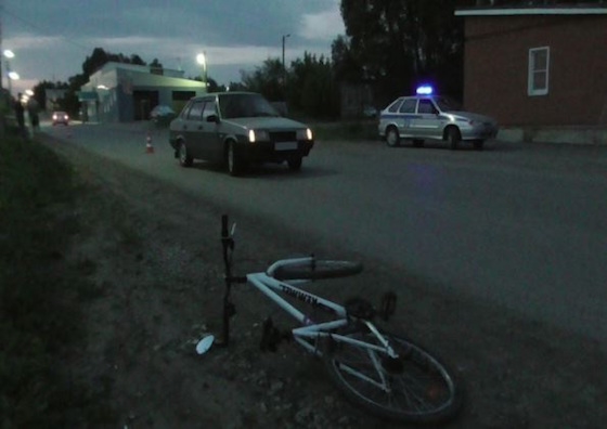 Сбитая ВАЗ-21099 юная велосипедистка была доставлена в больницу