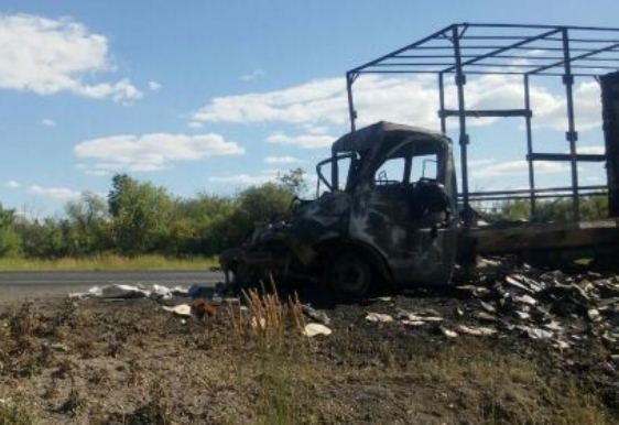 ГАЗ-3009 сгорел после ДТП 