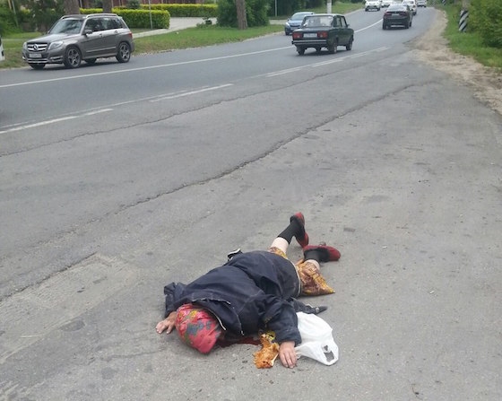 Женщину сбили в Портпоселке, водитель скрылся