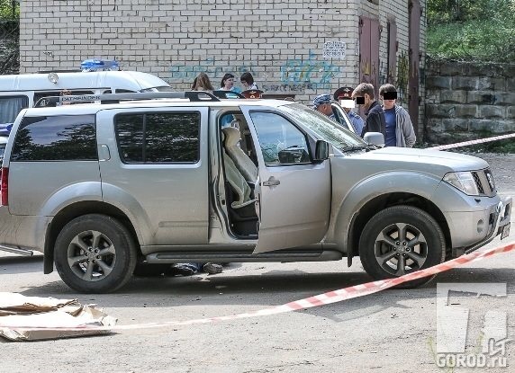 Михаила Садчикова расстреляли возле его машины