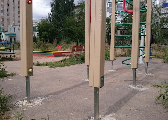 Детская площадка на Льва Толстого в Тольятти