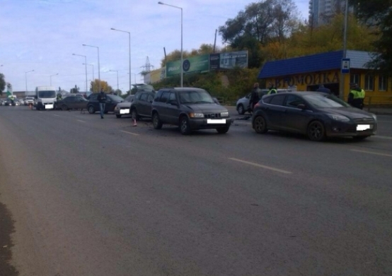 В ДТП на Ново-Садовой пострадали 11 автомобилей