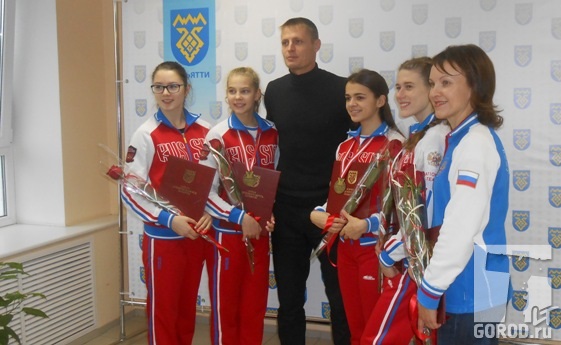 Чемпионок из Лада-Фристайл чествовали в мэрии Тольятти  