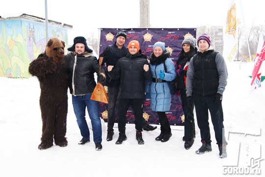 Фото на память с организаторами Зимней зарядки