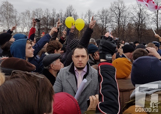 26 марта, на "прогулке протеста" в Тольятти было жарко