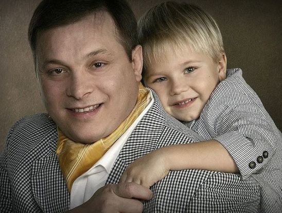 Андрей Разин и его маленький сын Саша 