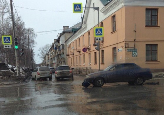 Очередное ДТП на перекрестке улиц Комсомольской и К. Маркса 