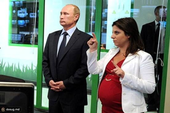 Владимир Путин и беременная Маргарита Симоньян 