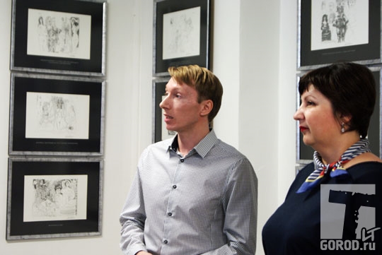 Выставку Пикассо открыл ее куратор Алексей Серебрянников