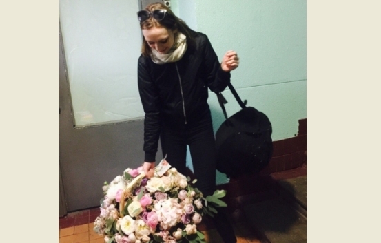 Диана Шурыгина получает цветы даже в больнице 