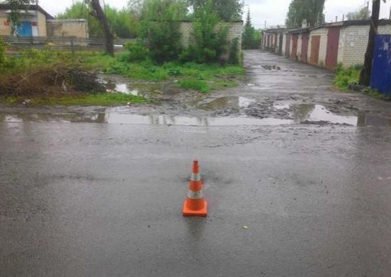 Место наезда на женщину в Сызрани, 21 мая