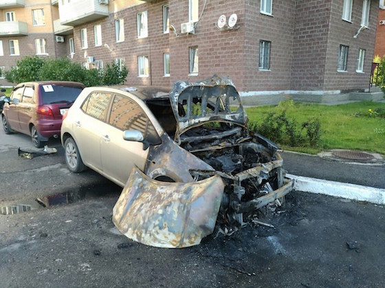 "Тойота" сгорела на Спортивной в Тольятти, 13 июля