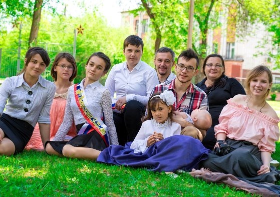 Александр Подгорный и его семья