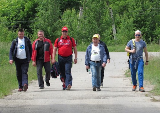 Переход чиновников из Жигулевска в Бахилову поляну