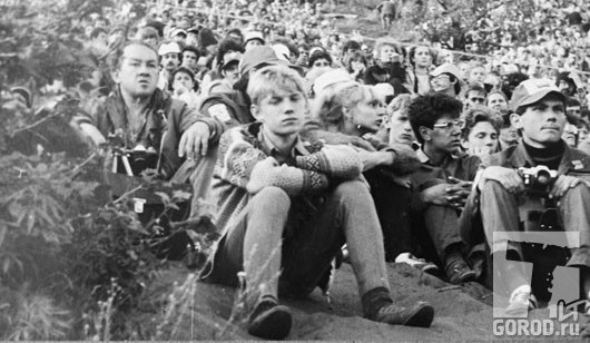 На Грушинском фестивале, 1986 г. Фото В. Смирнова