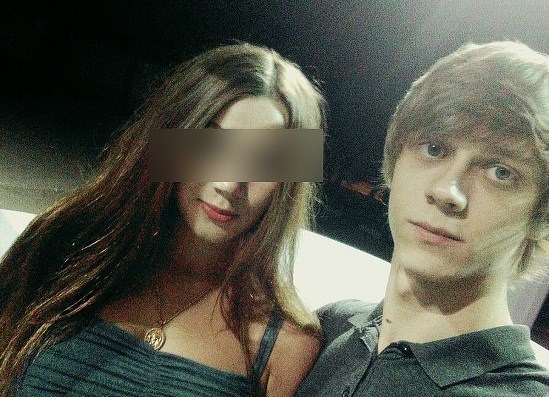 Александр Якимов со своей девушкой