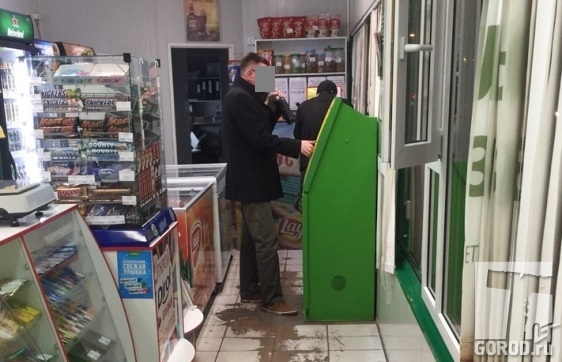 Игровой автомат в магазине на улице Ворошилова 