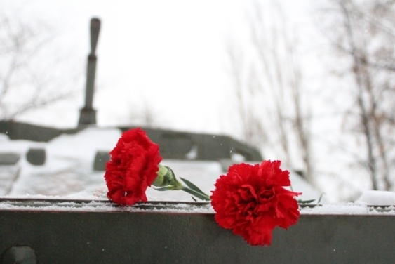 У памятных знаков Тольятти были возложены цветы 
