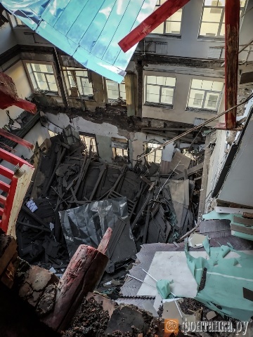 Последствия обрушения в здании университета ИТМО
