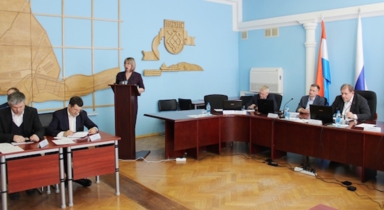 Лариса Миронова отчитывается об исполнении бюджета