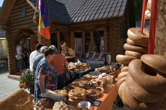 На Поволжской агропромышленной выставке в Усть-Кинельском  
