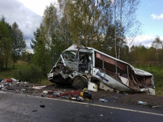 В ДТП на трассе Ярославль-Иваново погибли семь человек