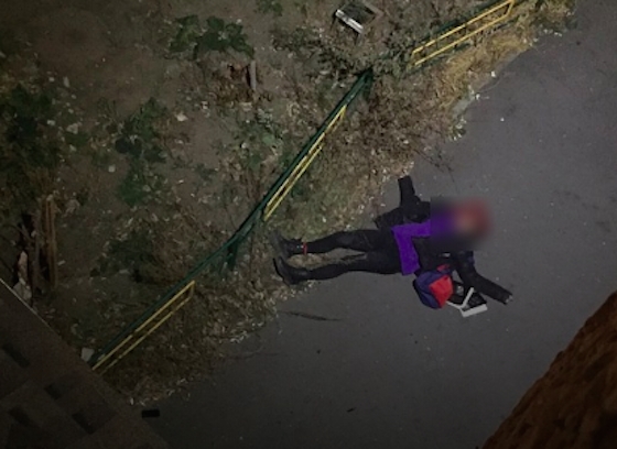 Девушка выпала с балкона дома № 31 по ул. Фрунзе