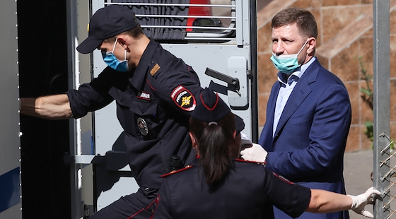 Арест хабаровского губернатора Сергея Фургала
