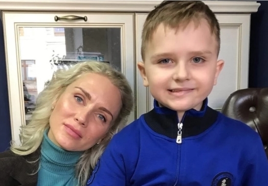 Елена Нуфер с сыном Артемом 