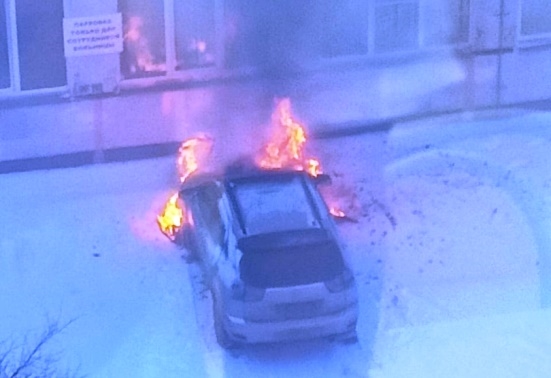 Причина возгорания автомобиля в Тольятти устанавливается  